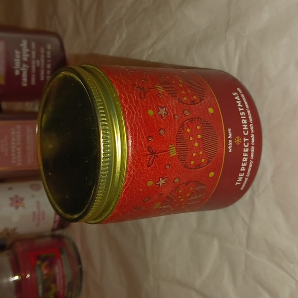 The perfect Christmas candle - Picture 1 of 4